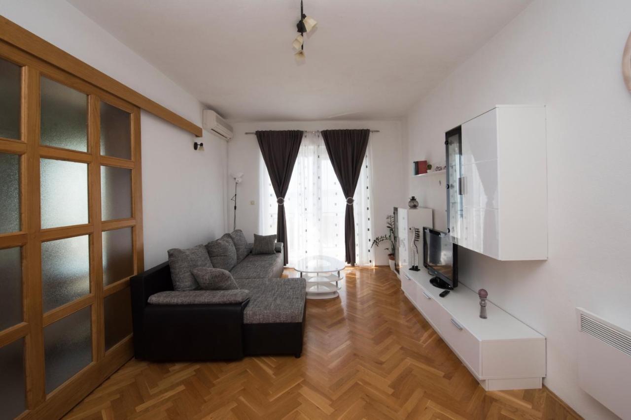Apartments With A Parking Space Brela, Makarska - 16603 Экстерьер фото