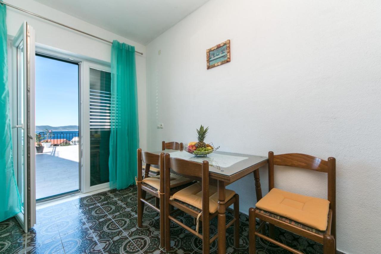Apartments With A Parking Space Brela, Makarska - 16603 Экстерьер фото